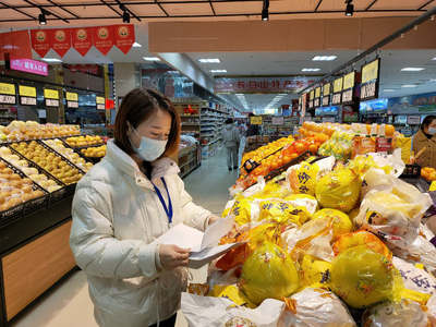 長白山市場監(jiān)管局開展食用農(nóng)產(chǎn)品合格證專項(xiàng)檢查行動(dòng) 守護(hù)“菜籃子”安全從源頭做起